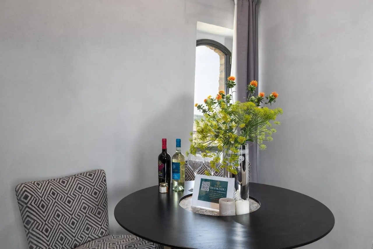 Suite Fattoressa San Gimignano 0*,